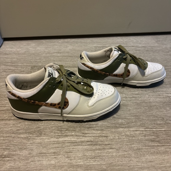 Nike Dunks in Olive/Leopard Print - Picture 3 of 8